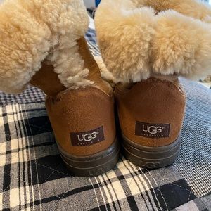 Womens size 10 ugg boots